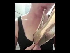 Absätze, Selbstgemacht, Jeans, Milf, Pissen, Abendanzug, Solo