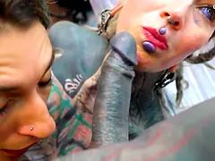 Amatör, Anal, Hd, Slick, Fitta, Tatuering, Trekant, Tuttar