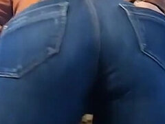 Amateur, Cuarto de baño, Culo grande, Morena, Jeans, Madres para coger