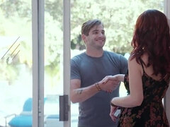 Amerikaner, Stor kukk, Store pupper, Kukk suging, Nærbilde, Milf, Basseng, Strømper