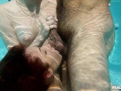 Niemowlę, Obciąganie, Głebokie gardło, Palcówka, Całować, Lizanie, Orgia, Trójkąt