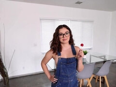 Thick hottie Leanna Lovings getting dominated by Mick