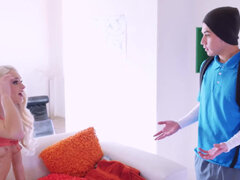 Amateur, Blonde, Sucer une bite, Tir de sperme, Hard, Rasée