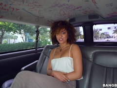 Amatorka, Duży tyłek, Obciąganie, Styl na pieska, Ciemna karnacja, Hd, Jazda konna, Ogolona