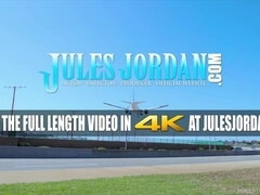 Asiatique, Cul, Gros seins, Sucer une bite, Brunette brune, Plantureuse, Faciale, Nénés