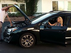 Blondinka, Fafanje, Busty, Evinja, Milf, Mama, Mačeha, Najstnice