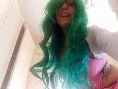 Ερασιτέχνης, Πρωκτικό, Κάτω από τη φούστα