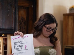 Velike joške, Poljubljanje, Lezbijke, Lizanje, Spodnje perilo, Samozadovoljevanje, Obrito, Odstranjevanje