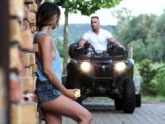 Sucer une bite, Brunette brune, Hd, Pov, Adolescente