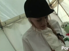 Blondína, Britskej, Hardcore, Hd, Výprask, Prirodzené prsia, Realita, Uniforma