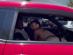 Sexy UK Babe Gives Blowjob in Car, Fucked on Miami Beach