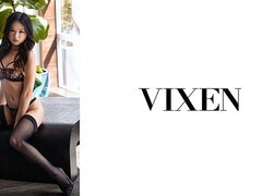 Azjatka, Duży kutas, Obciąganie, Styl na pieska, Hardcore, Lizanie, Bielizna, Cipka