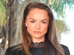 Popó, Gesztenyebarna, Ujjazás, Maszti, Nézőpont, Vékony, Harisnya, Tini