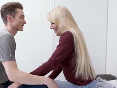 フェラチオ, 巨乳な, ヨーロピアン, ハードコア, Hd, 淫乱熟女, ラフ, 妻