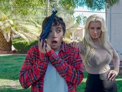 Hatalmas hátsó, Tekintélyes didik, Szőke, Elkapott, Kutya póz, Fétis, Fehérnemű, Érett feleség