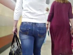 Mačiatko, Krásky, Blondína, Voyeur