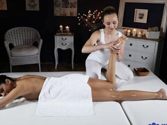 18 anos, Peitos grandes, Negroa, Masturbação, Lésbica, Raspar depilar, Magrinha, Descascar