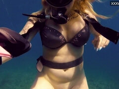 Strand, Grosser arsch, Grosse titten, Braunhaarige, Hd, Orgasmus, Pool, Öffentlich