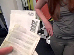 Man die toekijkt, Roodharige vrouw, Tiener