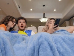 Anális szex, Kisbaba, Tekintélyes didik, Gesztenyebarna, Közelkép, Kőkemény, Tini, Hármas