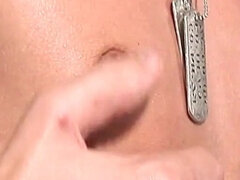 18, Veľké péro, Striekanie semena, Masturbácia, Nylonové, Vychudnutá, Teenka