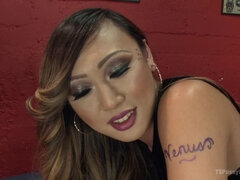 Venus Lux Seduces an Alt Tattoo Girl in her own studio.