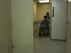 Asiatisch, Grosse titten, Hochschule, Spermaladung, Gruppensex, Handjob, Krankenschwester, Flotter dreier