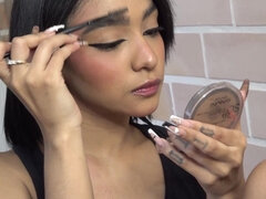 Nana, Sucer une bite, Brunette brune, Branlette thaïlandaise, Indienne, Pov