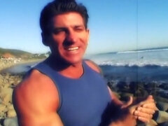 Μεγάλος πούτσος, Πίπα, Βαθυ λαρυγγι, Πούτσος, Σε στάση σκύλου στα τέσσερα, Στο πρόσωπο, Οργασμός, Βυζιά