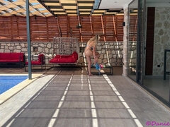 Amatør, Bikini, Blondine, Fetish, Mor jeg gerne vil kneppe, Udendørs, Svømmepøl