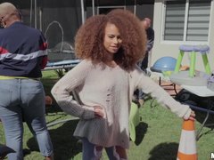 Gesztenyebarna, Ondó fröcskölés, Pénisz, Ébenfekete, Arcra élvezés, Fajok közötti, Szabadban, Nyilvános