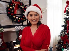 Natural big jugs babe hump on Christmas