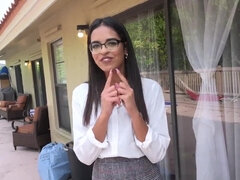 Noire, Éjaculer dans la bouche, Tir de sperme, En levrette, Lunettes, Hd, Pov, Adolescente