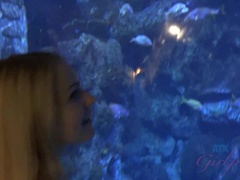 Amateur, Salle de bains, Blonde, Grossier, Petite amie, Piercing, Pov, Rasée