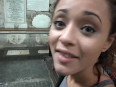 Holly Hendrix: She Curls Your Toes Every Time