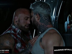 Anal, Sucer une bite, Tir de sperme, Queue, Homosexuelle, Branlette thaïlandaise, De plein air, Tatouage