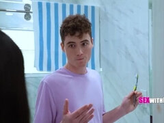 Brunetta, Preservativo, Pisello, Famiglia, Punto di vista pov, Sorella, Tabù, Ragazza