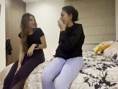 Leie, Arsch, Grosser arsch, Latina, Lesbisch, Lecken, Orgasmus, Muschi