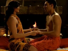 Azijci, Fafanje, Rjavolaska, Temnopolti, Hd, Indijka, Medrasni seks, Milf