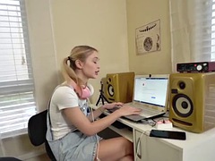 Big tits petite seduces her friends stepdad into a threesome