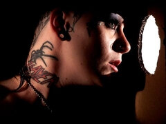 오랄섹스, 흑갈색 머리, 그룹, 핸드잡, 하드코어, 문신, 청소년