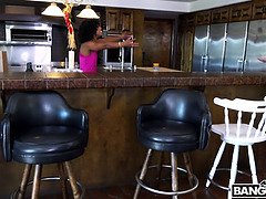 Stor kuk, Stora tuttar, Brunett, Hardcore, Enorm, Mellanrasig, Naturliga tuttar, Tuttar