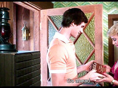 Αμερικάνος, Πίπα, Σπέρμα στο στόμα της, Μαλακία με το δάχτυλο για γυναίκες, Φιλί, Μαμά