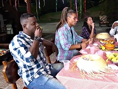 Πίπα, Διπλή εισχώρηση, Σκληρό, Διαφυλετικό, Ώριμη γυναίκα, Pornstars, Τατουάζ, Τρίο