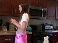 Amatör, Avsugning, Söt, Hardcore, Onani, Slampa, Våt