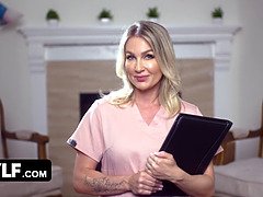 Velika rit, Blondinka, Umazano govorjenje, Doggystyle, Dekle drka tiča, Hd, Milf, Naravne joške