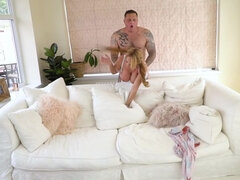 イギリス人, ドレス, ヒール, なめる, 下着, オマンコ, タトゥー, オッパイの