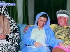 Short-haired girl Lisa Fox almost caught having risky public sex