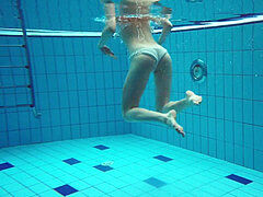 blond stunner naked underwater Diana Zelenkina