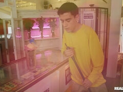 Amatőr, Tekintélyes didik, Ondó fröcskölés, Kutya póz, Ruha, Sarokkal való, Nyalás, Játékszerek